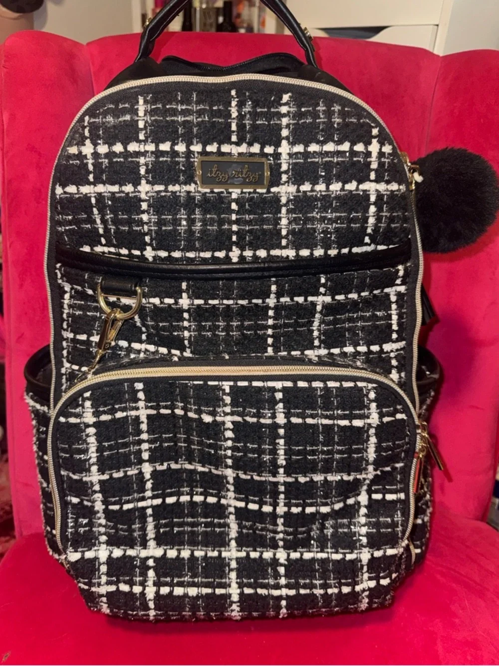 ITZY RITZY BOSS DIAPER BAG 🍼 - Picture 4 of 6
